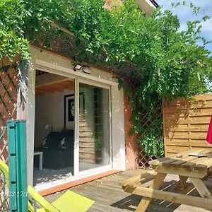 logements-carreyrat-cadre-calme-et-verdoyant.midi-pyreneeshotels.com/